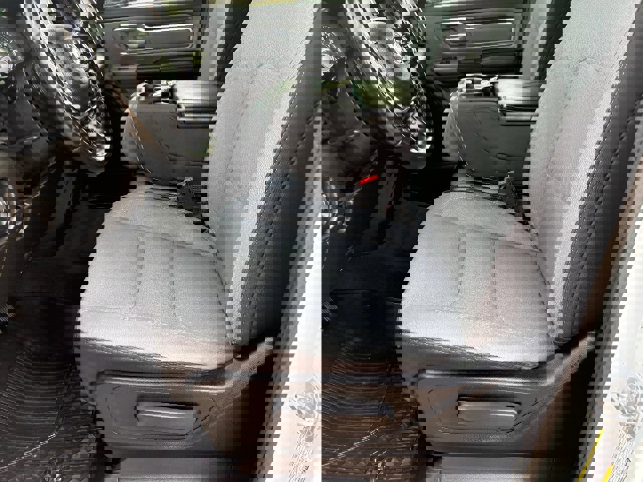 Used 2021 RAM 1500 Big Horn image 29