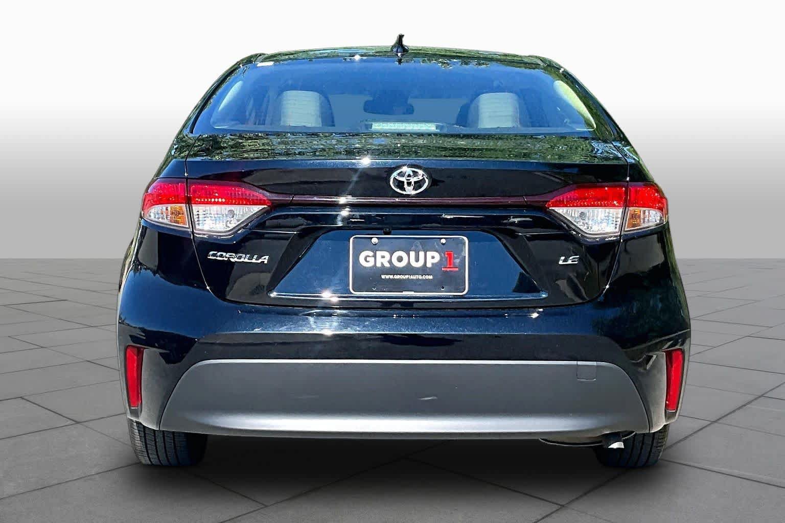 Used 2024 Toyota Corolla LE FWD image 8