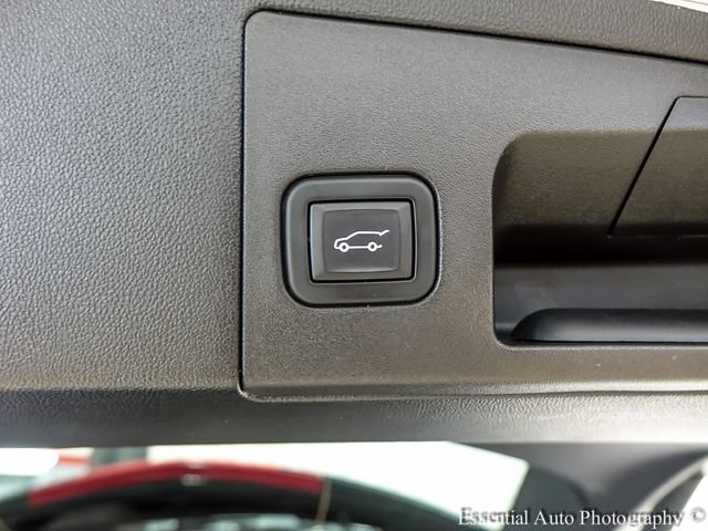 Certified 2024 Cadillac XT5 Premium Luxury w/ LPO, Floor Liner Package AWD/4WD image 23