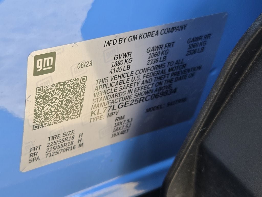 Used 2024 Chevrolet Trax RS w/ Driver Confidence Package FWD image 29