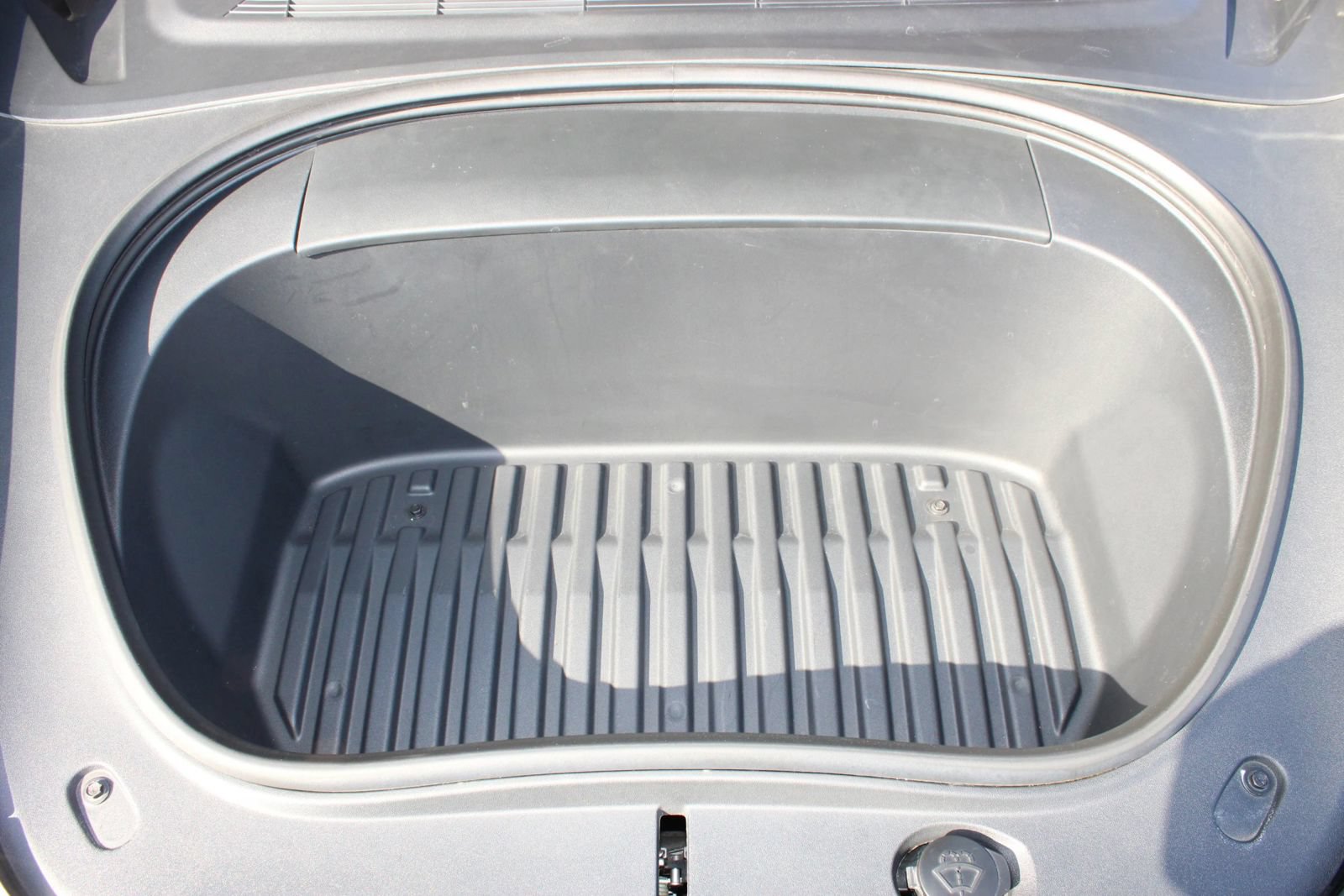 Used 2024 Tesla Model 3 Long Range AWD/4WD image 35