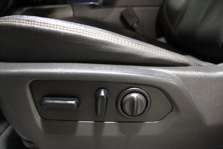 Used 2021 GMC Sierra 1500 AT4 image 13