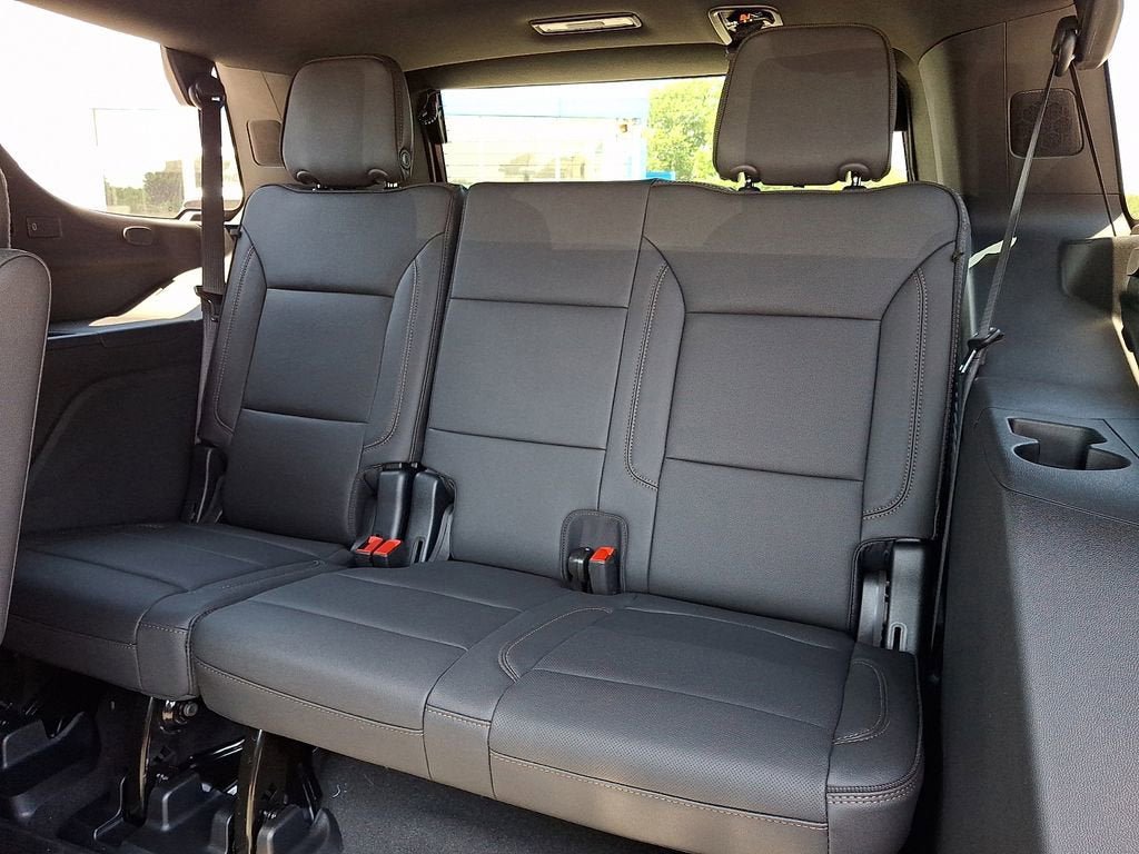 New 2026 Chevrolet Tahoe High Country AWD/4WD image 8
