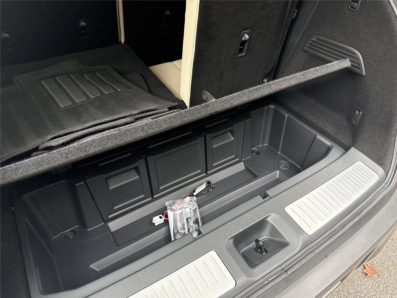 Used 2025 INFINITI QX60 Sensory w/ Vision Package image 30