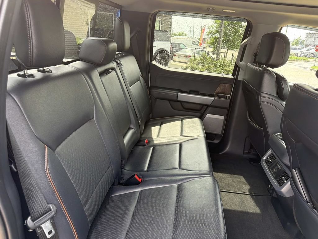 Used 2025 Ford F250 Lariat w/ Lariat Ultimate Package AWD/4WD image 11
