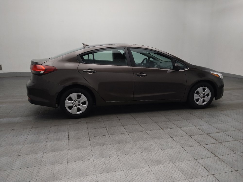 Used 2017 Kia Forte LX FWD image 10