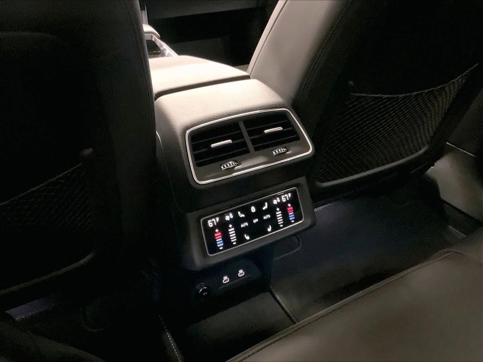 Certified 2024 Audi Q8 e-tron Premium Plus AWD/4WD image 33