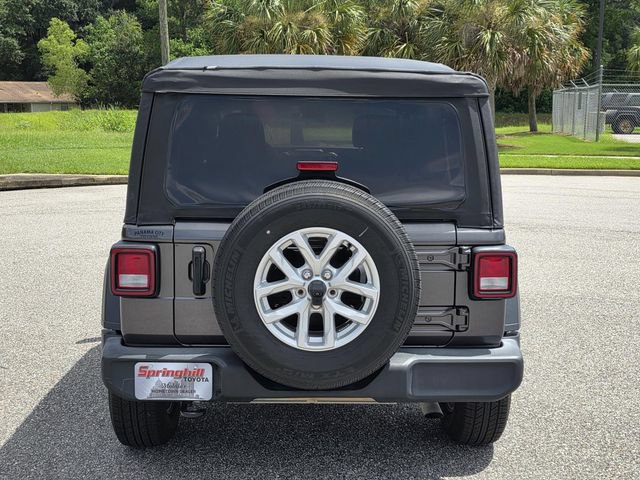 Used 2023 Jeep Wrangler Unlimited Sport AWD/4WD image 3