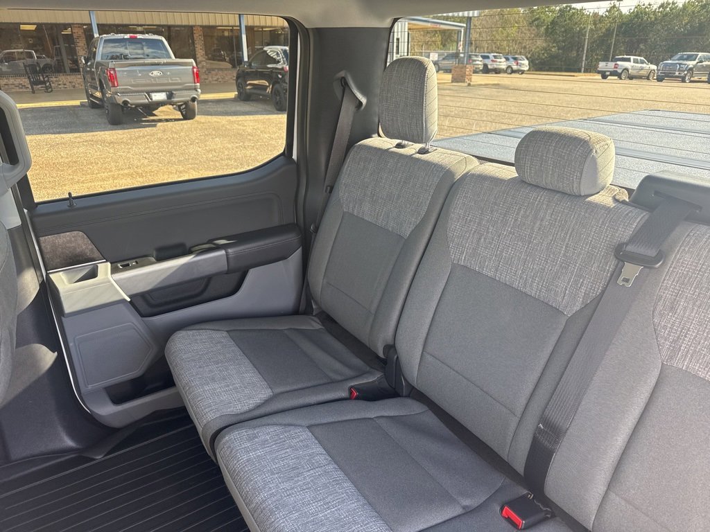 Used 2022 Ford F150 XLT w/ Equipment Group 302A High image 12