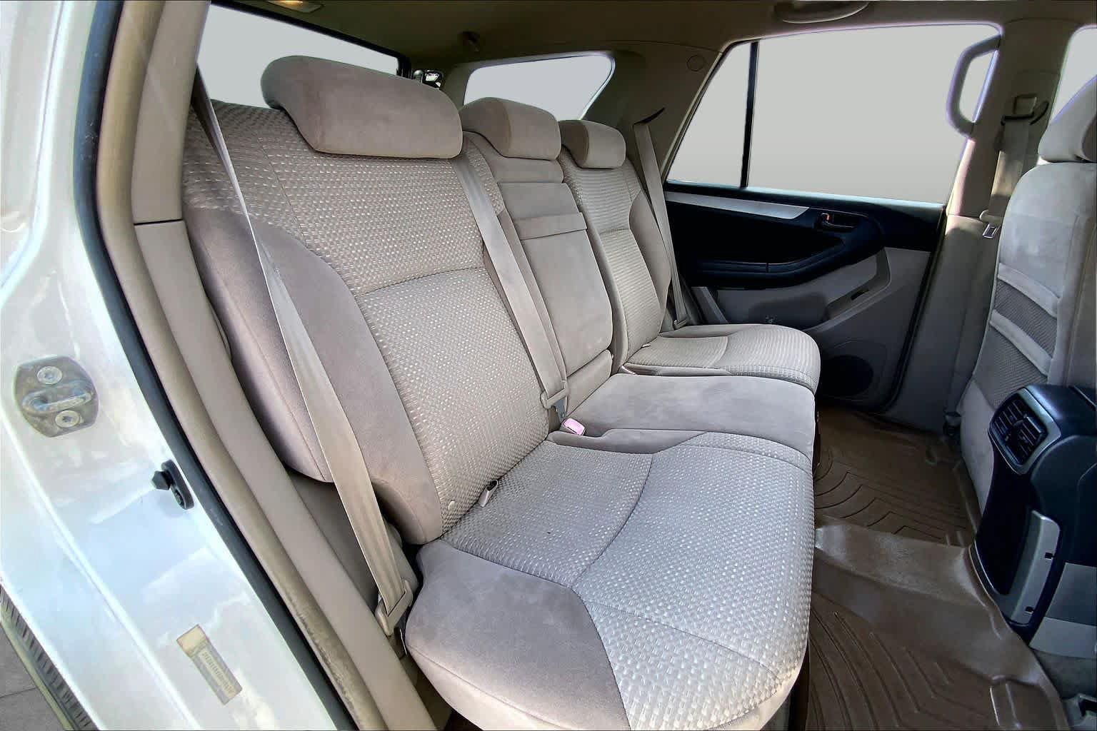 Used 2005 Toyota 4Runner SR5 RWD image 18