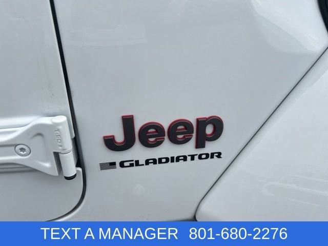 Used 2025 Jeep Gladiator Rubicon AWD/4WD image 9