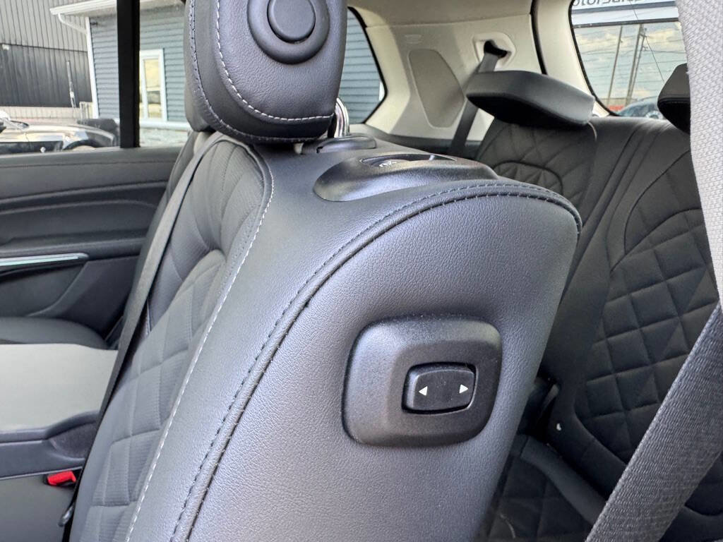 Used 2024 BMW X7 xDrive40i image 36