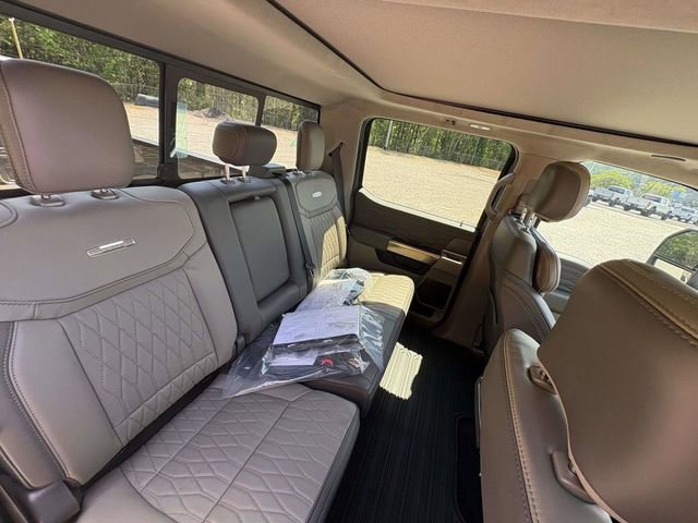 New 2026 Ford F450 4x4 Crew Cab Super Duty image 17