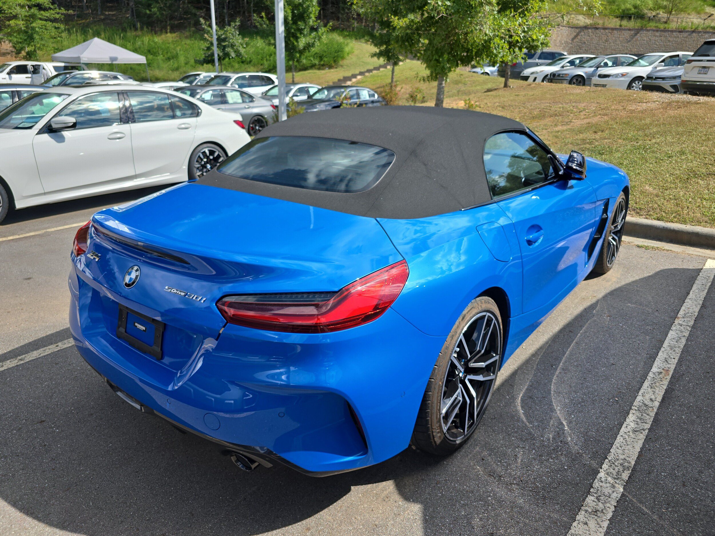 Used 2022 BMW Z4 sDrive30i w/ Premium Package 2 RWD image 2