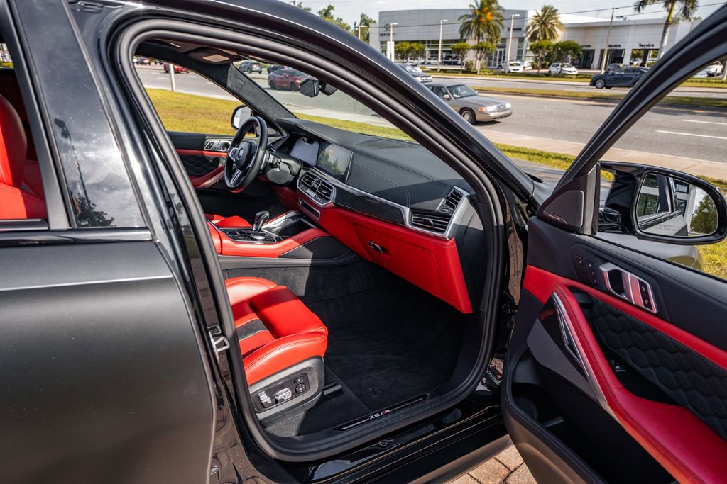 Used 2022 BMW X6 M w/ Competition Package image 34