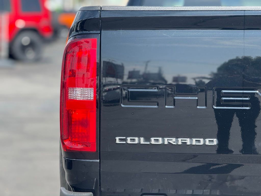 Used 2022 Chevrolet Colorado LT w/ Fleet Safety Package image 8