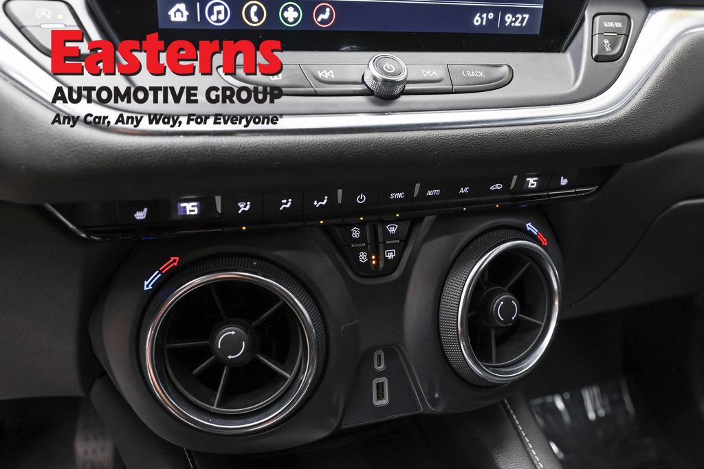 Used 2025 Chevrolet Blazer LT FWD image 22