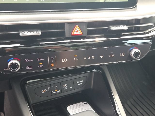 New 2026 Kia K5 GT-Line AWD/4WD image 22