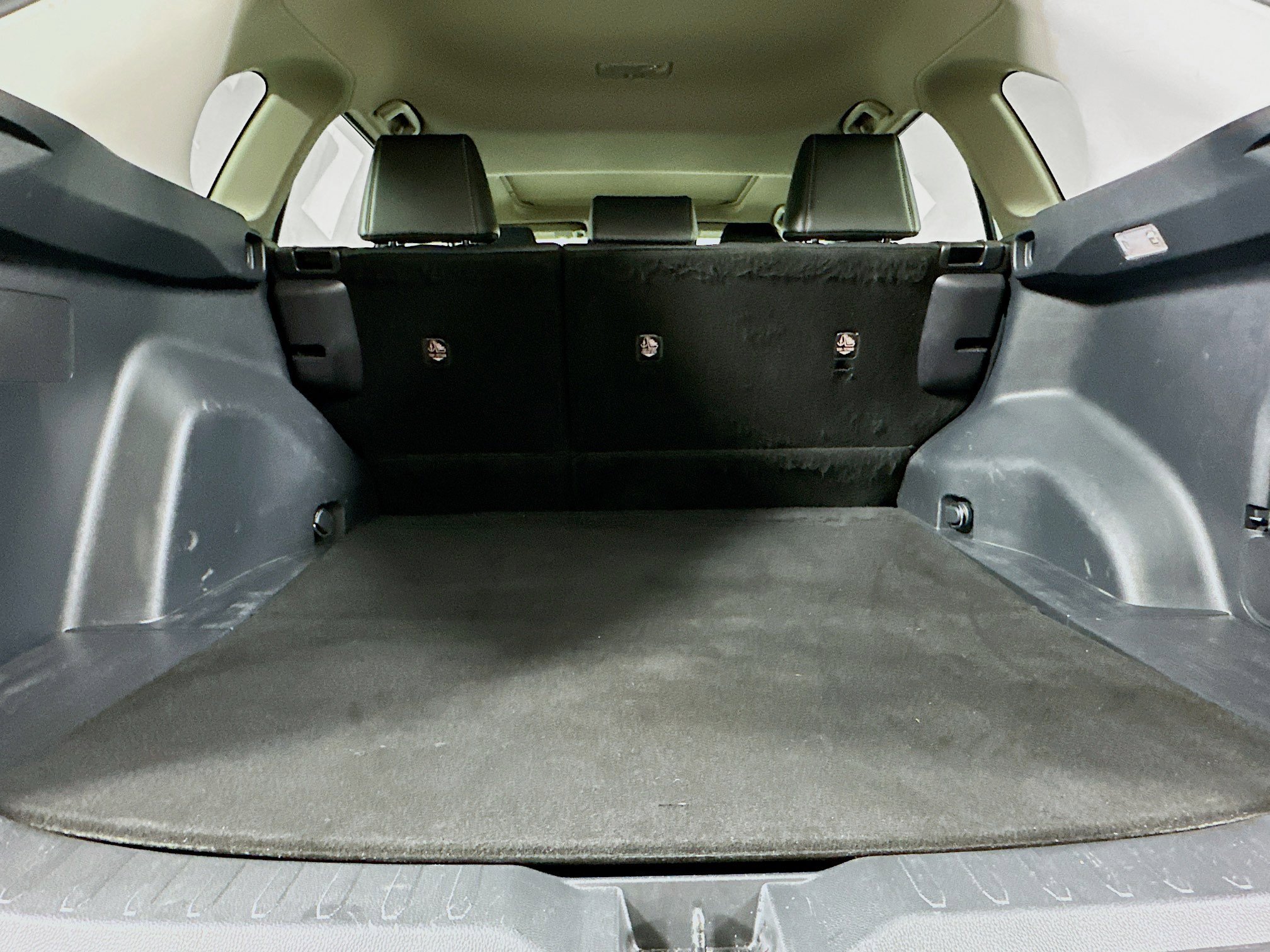 Used 2019 Toyota RAV4 XLE Premium w/ Cold Weather Package image 29