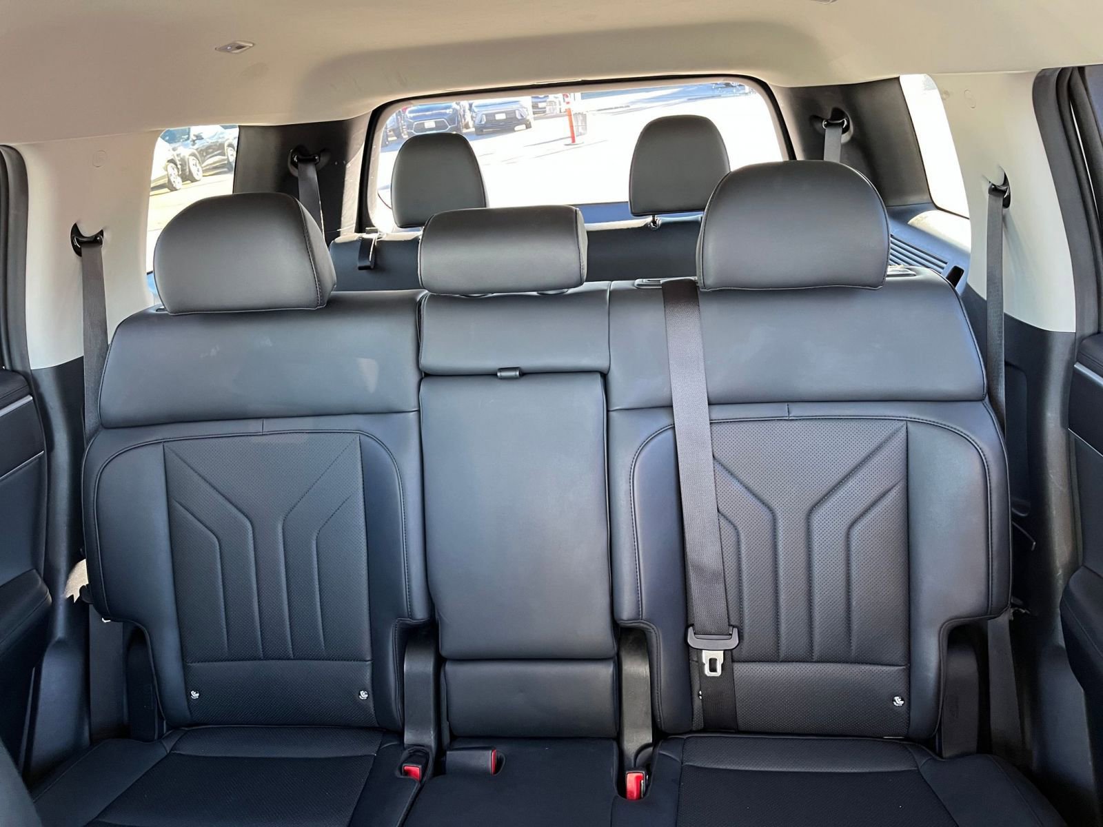 Used 2025 Hyundai Santa Fe SEL image 40