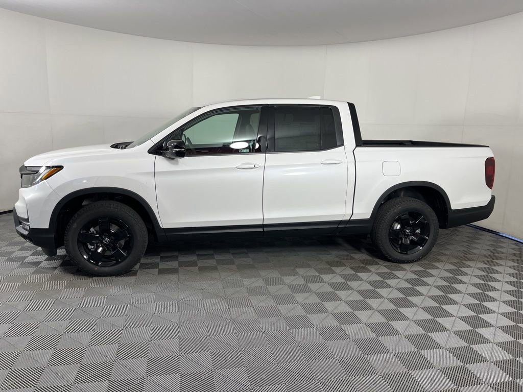New 2026 Honda Ridgeline Black Edition image 2