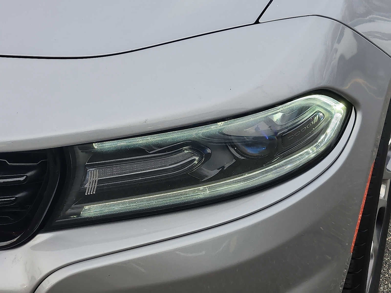 Used 2016 Dodge Charger SXT image 9