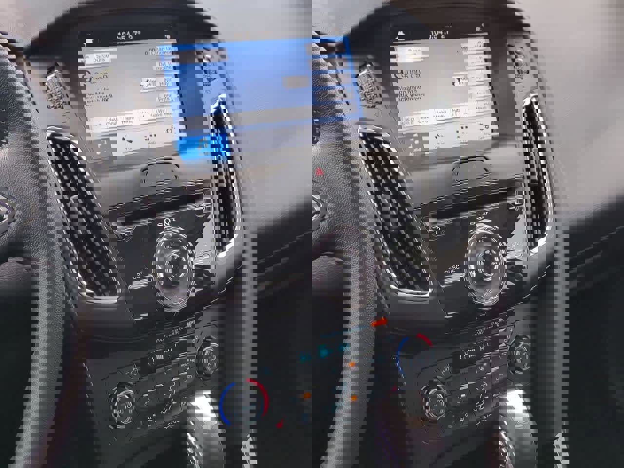 Used 2018 Ford Focus Titanium image 28