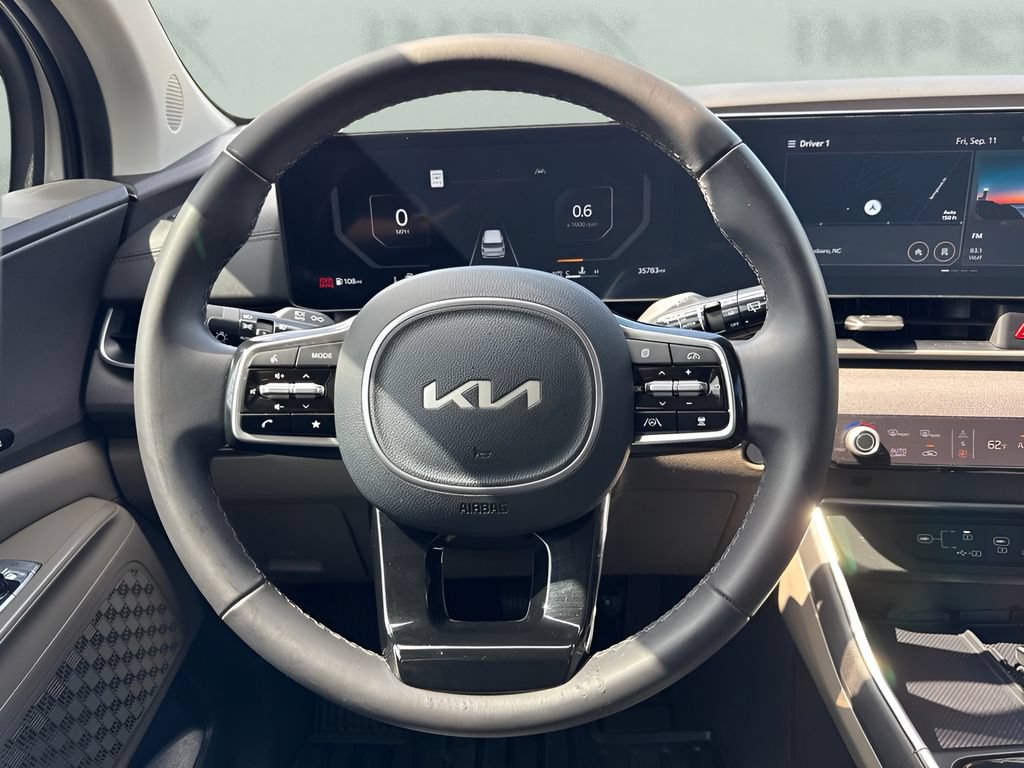 Used 2025 Kia Carnival SX FWD image 15