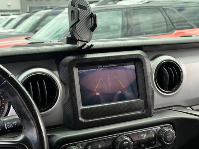 Used 2019 Jeep Wrangler Unlimited Sport AWD/4WD image 3