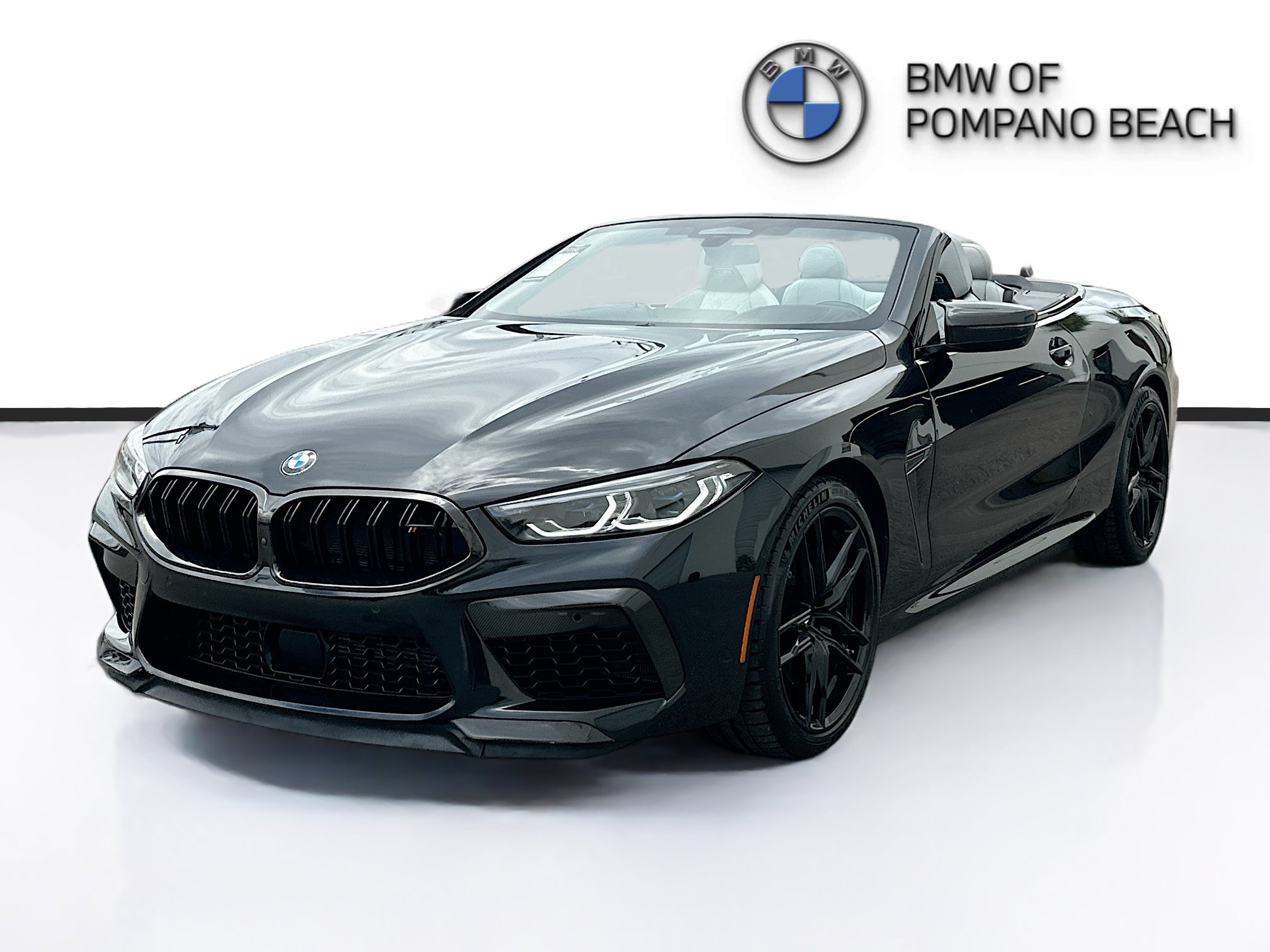 Used 2023 BMW M8 Competition w/ M Carbon Exterior Package AWD/4WD image 3