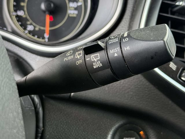 Used 2021 Jeep Cherokee Latitude Lux w/ Sun & Sound Group AWD/4WD image 28