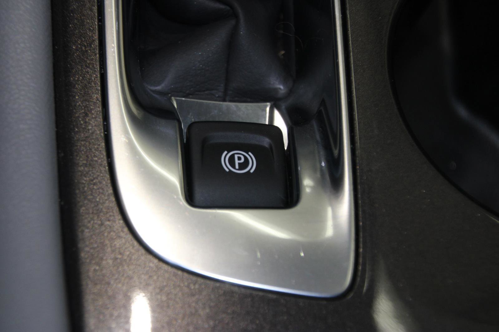 Used 2025 Chevrolet Malibu LS image 14