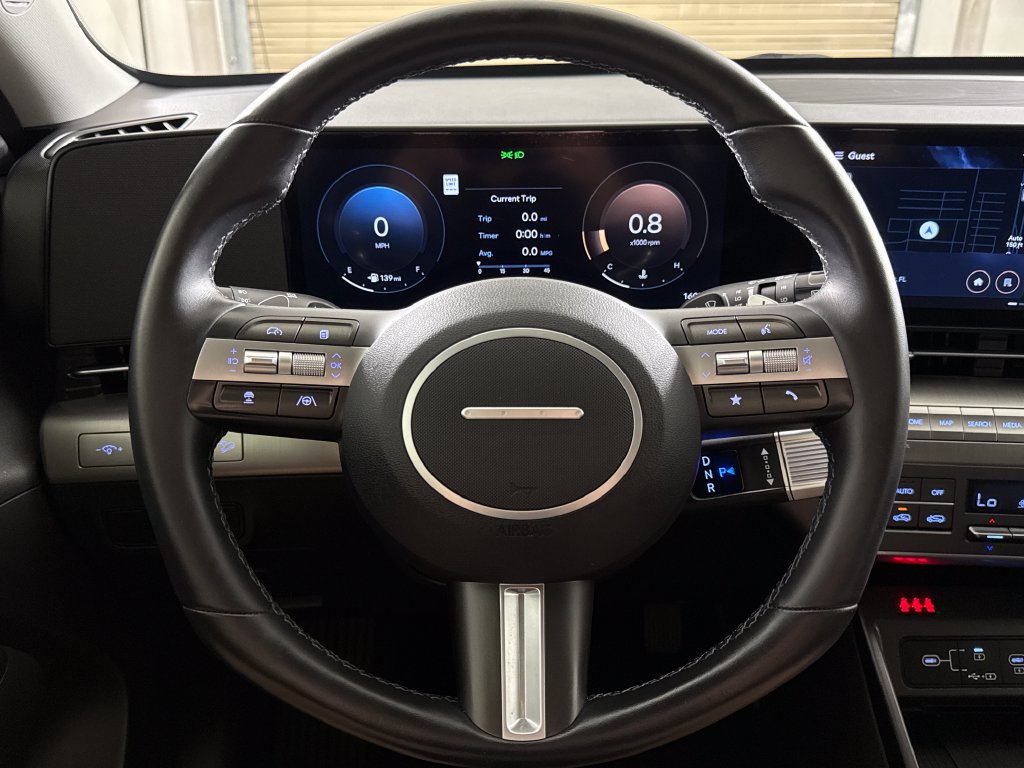 Used 2025 Hyundai Kona SEL AWD/4WD image 13