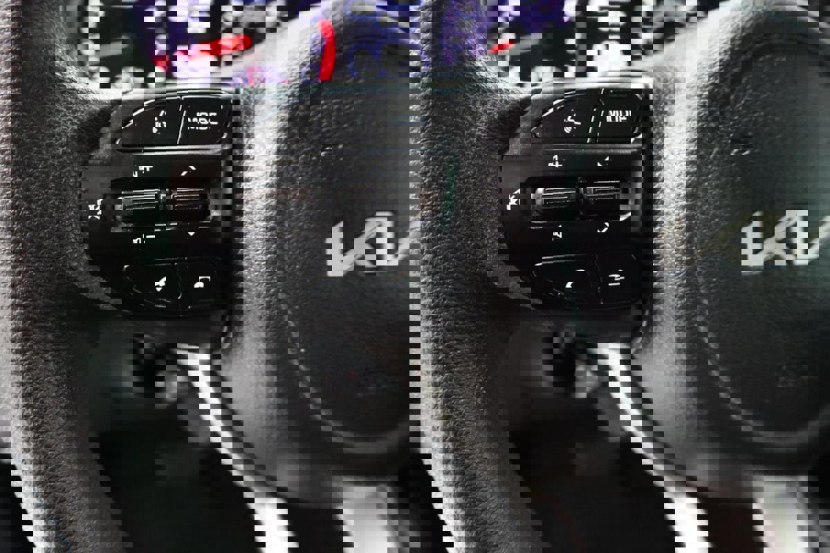 Used 2022 Kia Rio S image 15