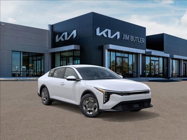 New 2026 Kia K4 LX image 8