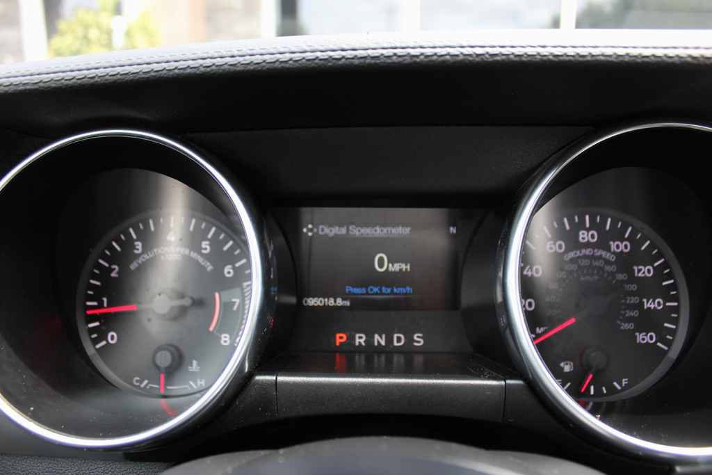 Used 2018 Ford Mustang Premium RWD image 16