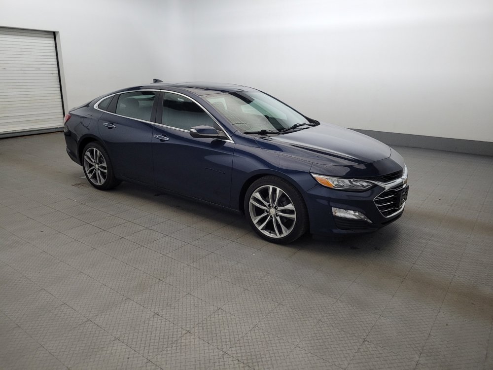 Used 2019 Chevrolet Malibu Premier w/ Sun and Wheel Package FWD image 11