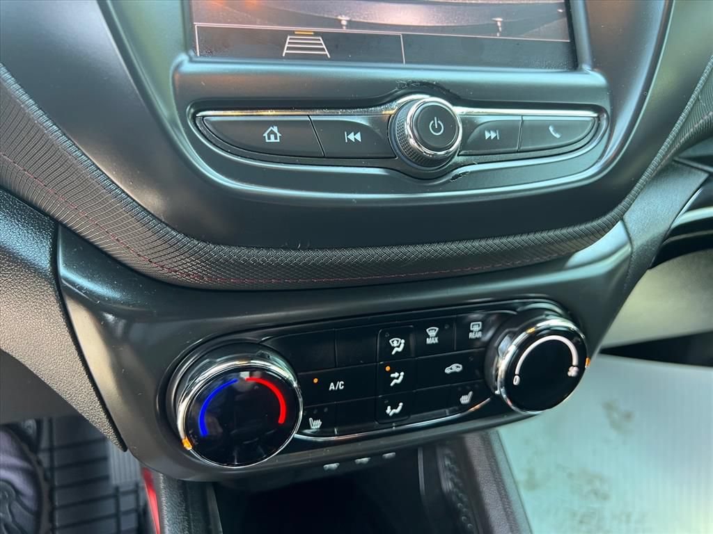 Used 2022 Chevrolet TrailBlazer RS FWD image 22