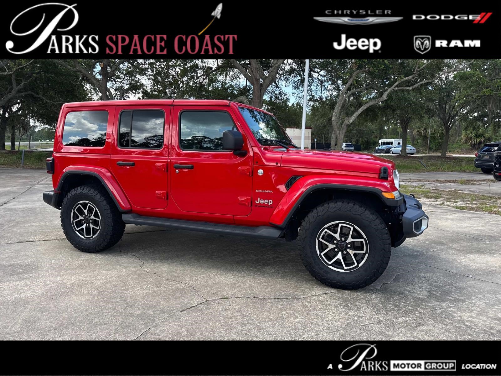 Certified 2024 Jeep Wrangler Unlimited Sahara AWD/4WD image 1