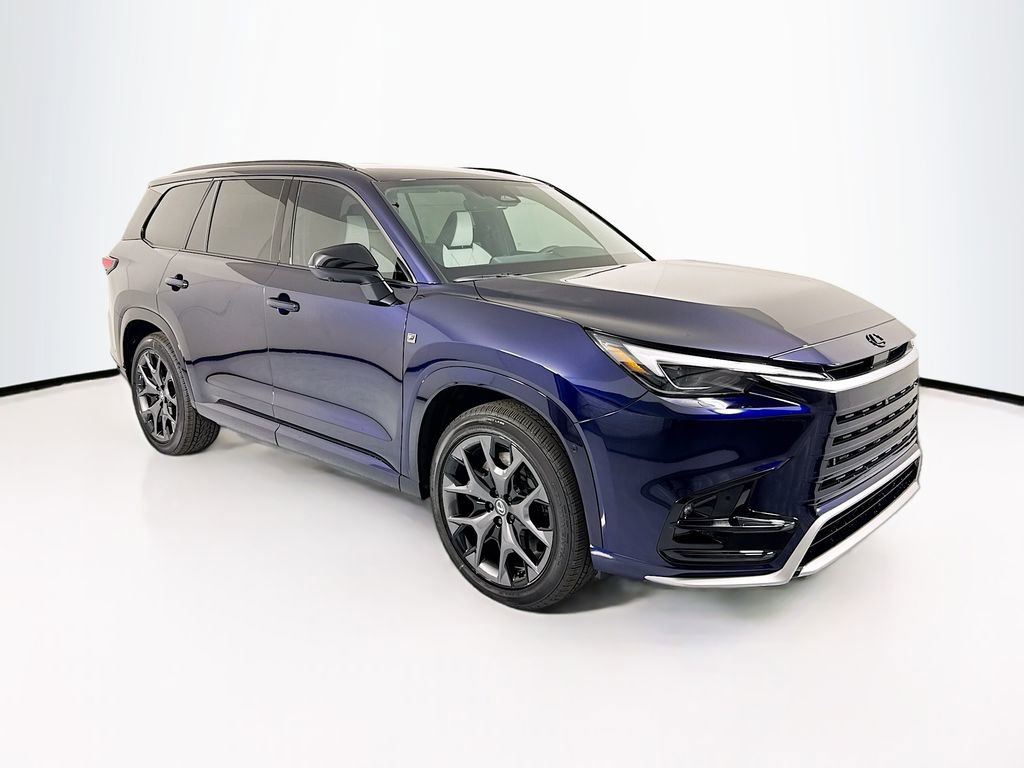 New 2026 Lexus TX 500h AWD image 3