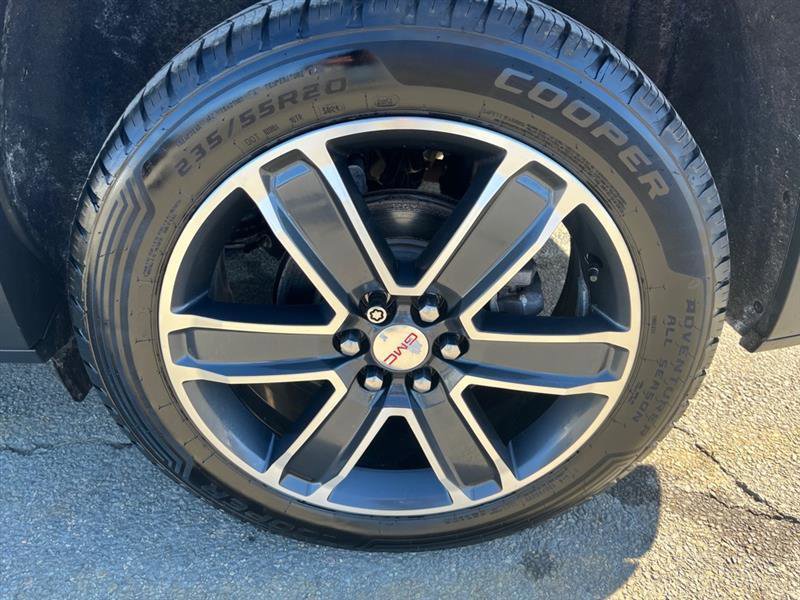 Used 2020 GMC Acadia SLT image 7