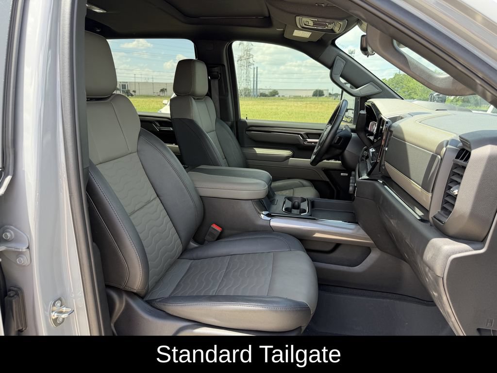 Used 2024 Chevrolet Silverado 2500 ZR2 w/ Technology Package AWD/4WD image 35