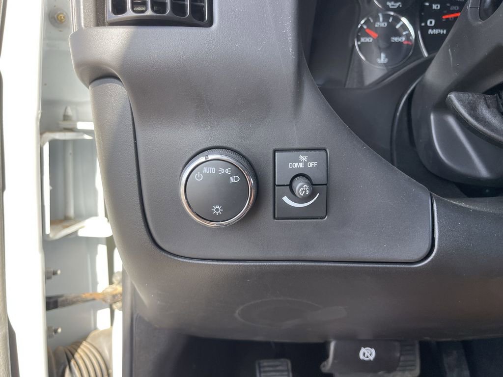 New 2025 GMC Savana 2500 w/ Driver Convenience Package image 18