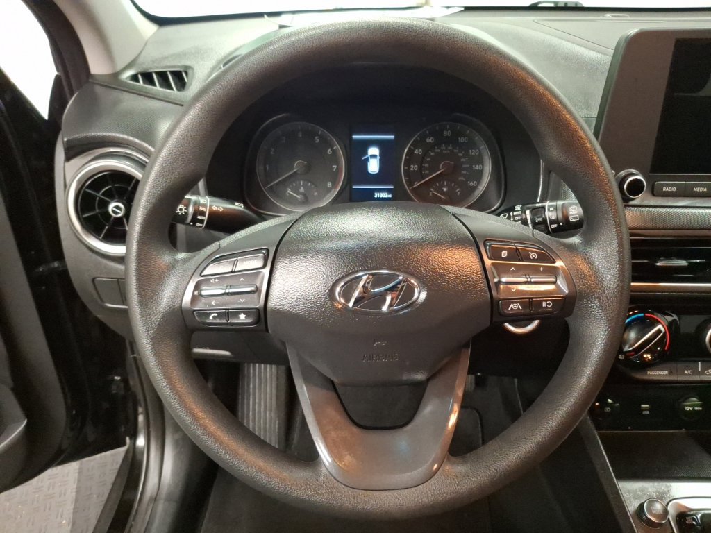 Used 2023 Hyundai Kona SEL AWD/4WD image 21