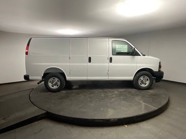 New 2026 Chevrolet Express 2500 w/ Driver Convenience Package RWD image 8