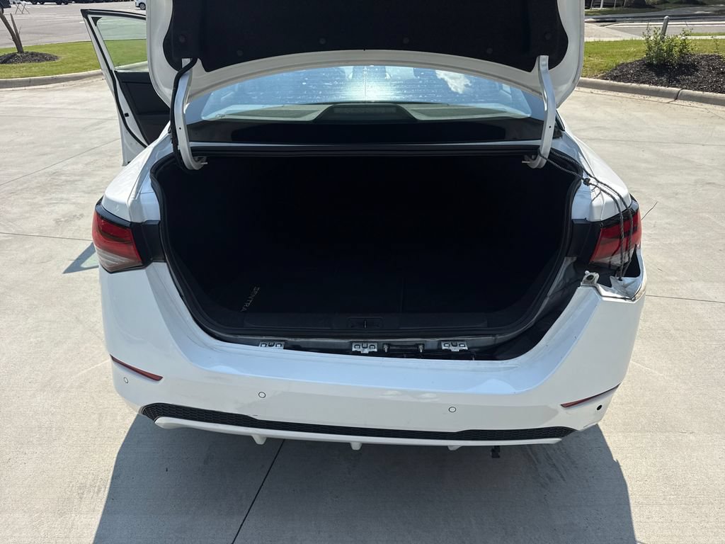 Used 2024 Nissan Sentra SV FWD image 33