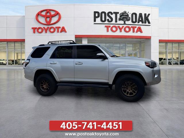 Used 2018 Toyota 4Runner TRD Off-Road AWD/4WD image 1
