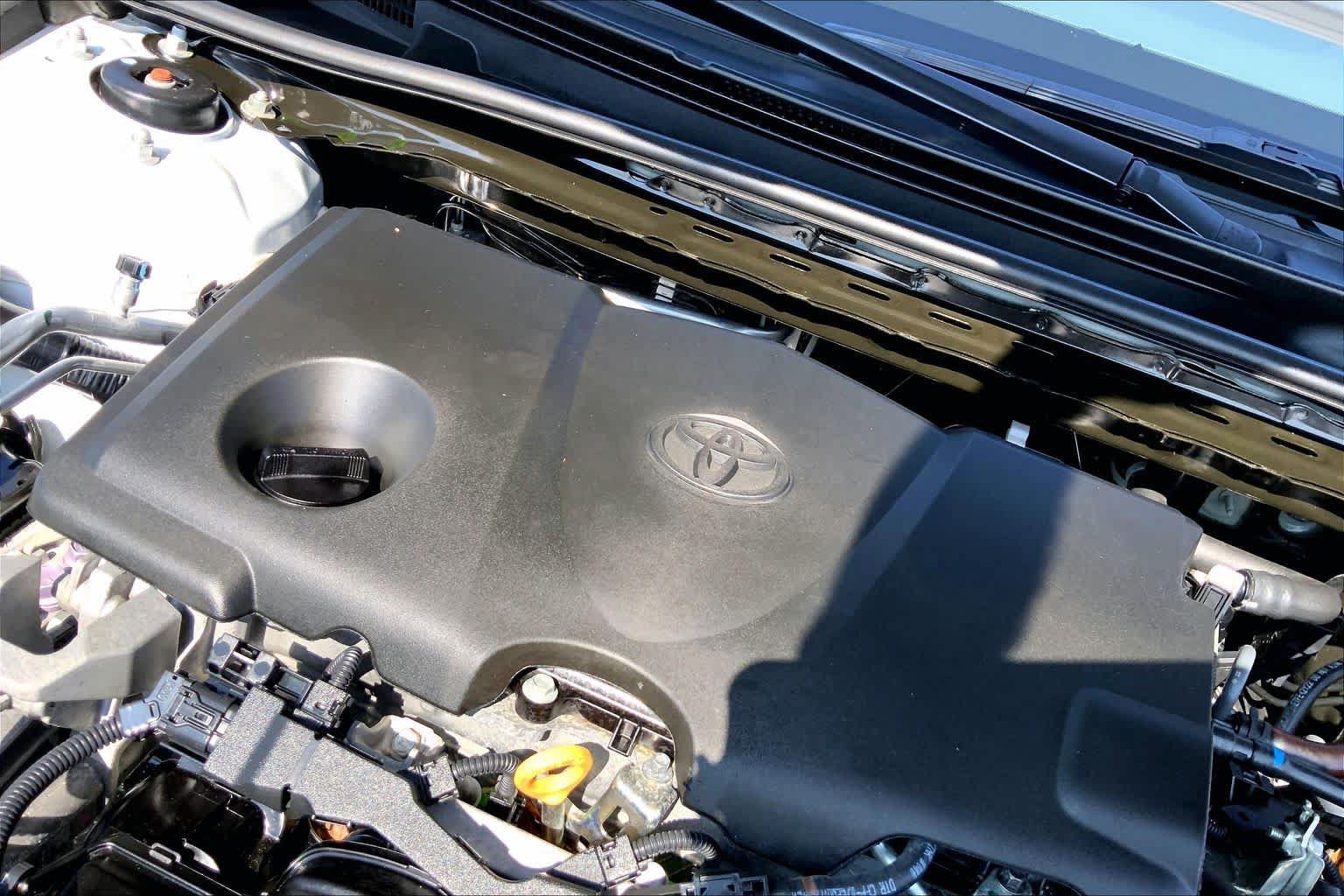 Used 2023 Toyota Camry XLE w/ Navigation Package FWD image 33