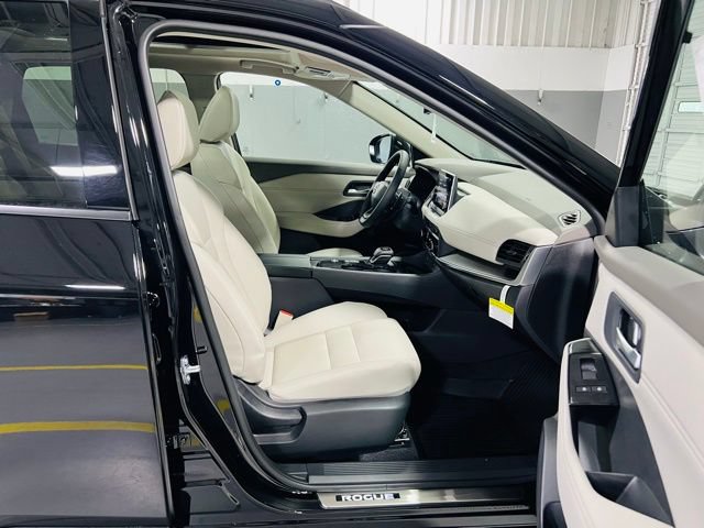 New 2026 Nissan Rogue Dark Armor FWD image 28
