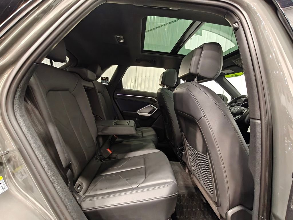 Used 2022 Audi Q3 2.0T Premium Plus AWD/4WD image 22